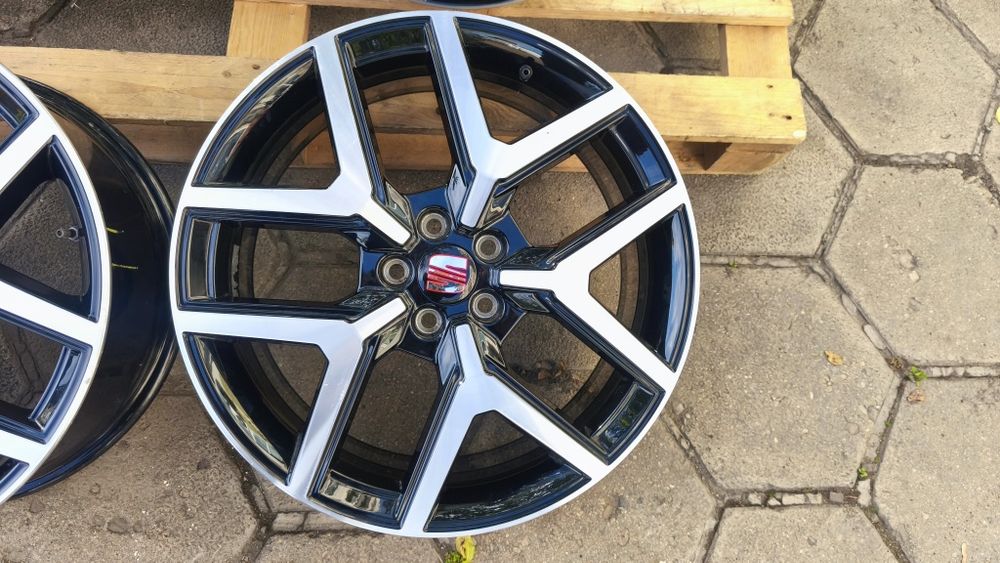 5х100 18 цола Seat Arona