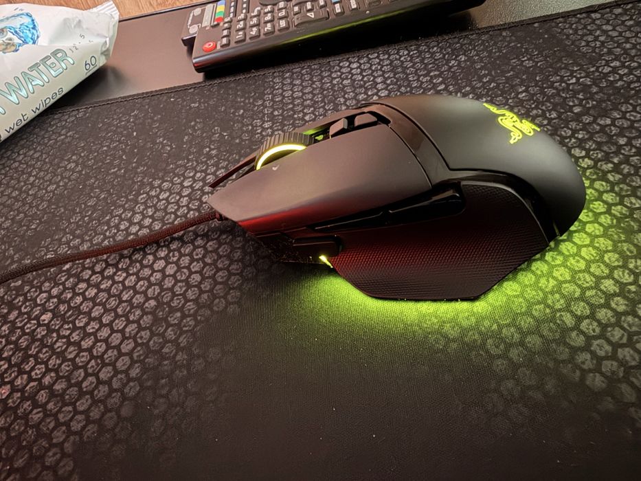 Мишка Razer Basilik V3