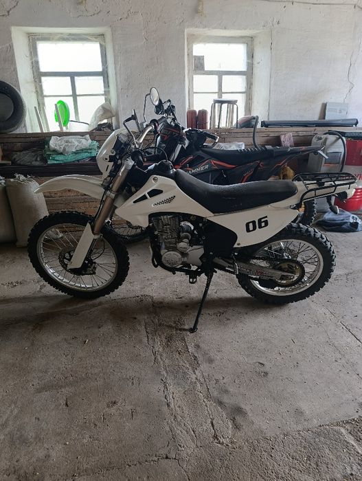 Продам 250 кубовый эндуро