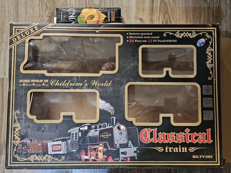 Игрушка поезд на батарейках