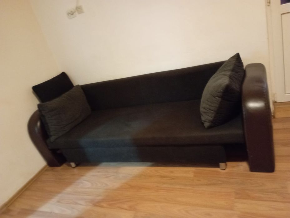 (închiriată) garsonieră
