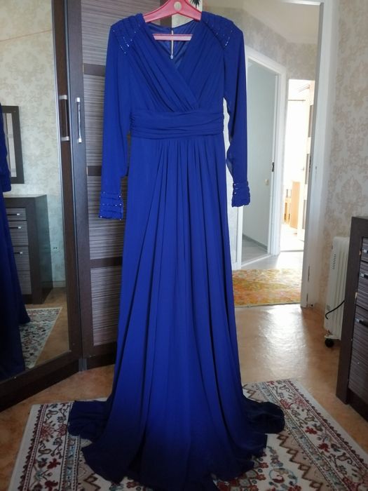 Женское длинное платье в пол