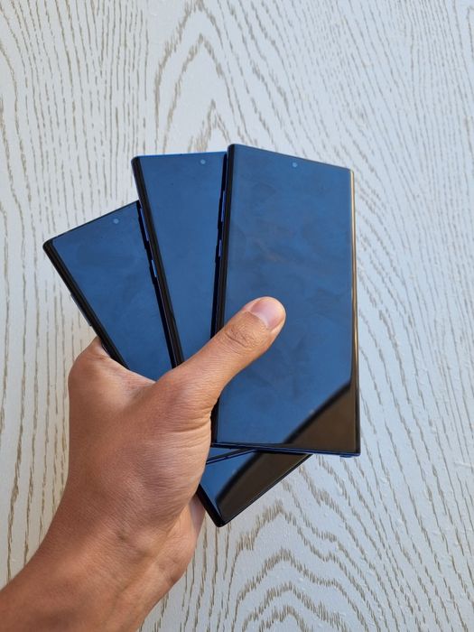 Samsung Galaxy Note 10 Plus 5G. (Duos). OzU 12 GB. Hotira 256 GB.