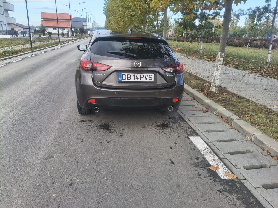 Mazda 3 model 2.0