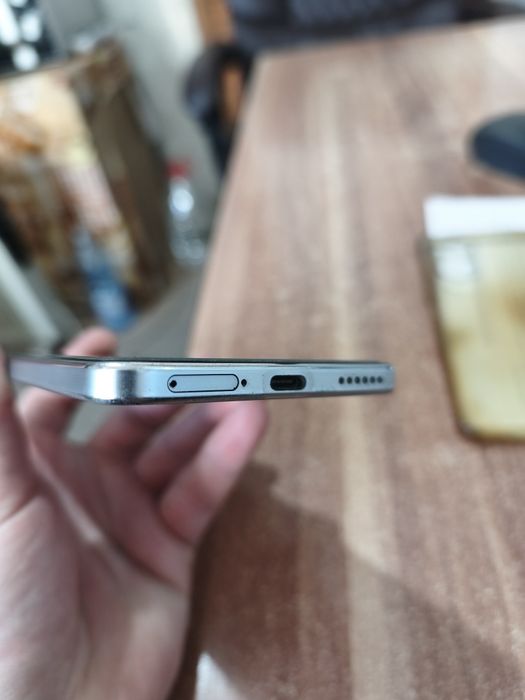 Vând Huawei nova 10 SE!