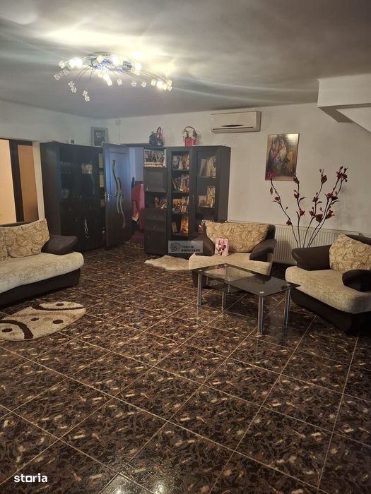 Casa/vila de vanzare in Garoafa /Vrancea