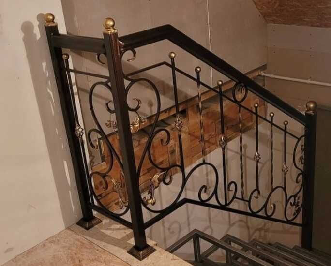 навесы перила  козырьки