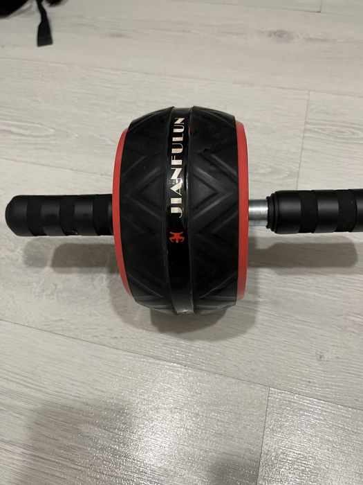 Роллер для пресса