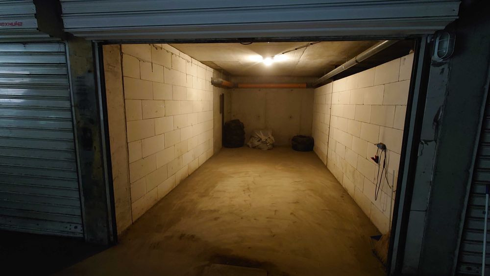 Дава се под наем Гараж / Паркомясто в Русе, Център - 18 кв.м за 51 € - Снимка #5