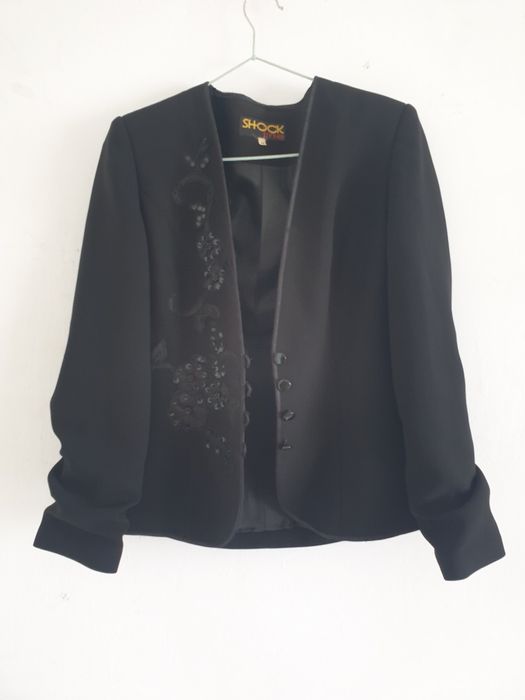 Sacou negru cambrat