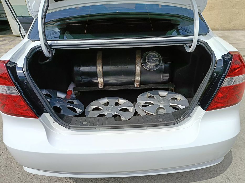 Nexia 3 2020 yil kraskasi toza