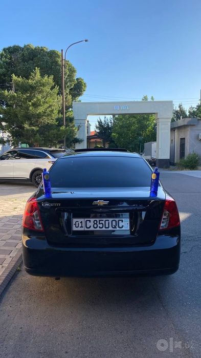 Лассети продается своя
