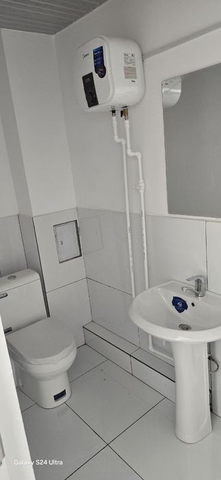 Ижарага берилади.Магазин, офис, фасфут ва бутик хаммасига тугри келади