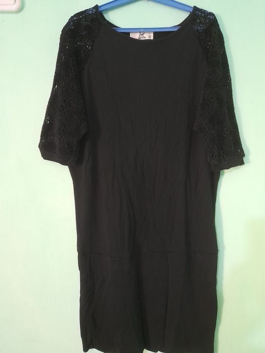 Продам    платье