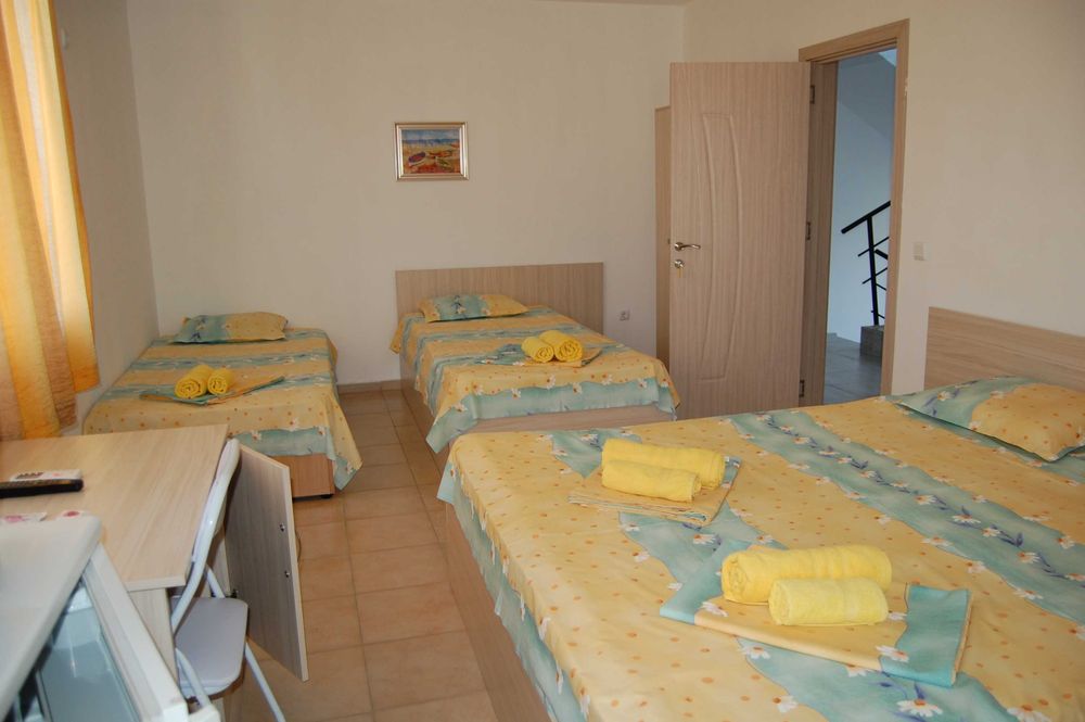 Дава се под наем Едностаен апартамент в с. Лозенец, Област Бургас - 20 кв.м за 408 € - Снимка #5