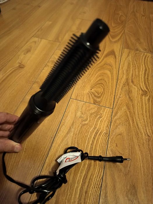 Perie electrica ondulator par aer cald BRAUN Satin Hair 1