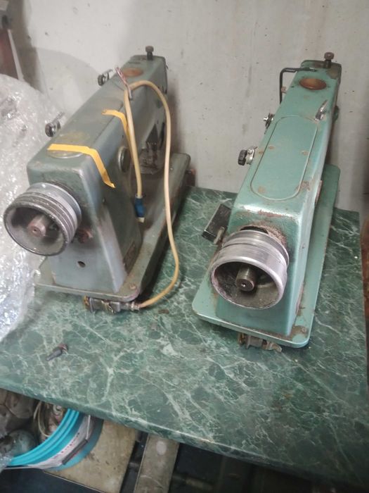 две швейные машинки класс 1022 м