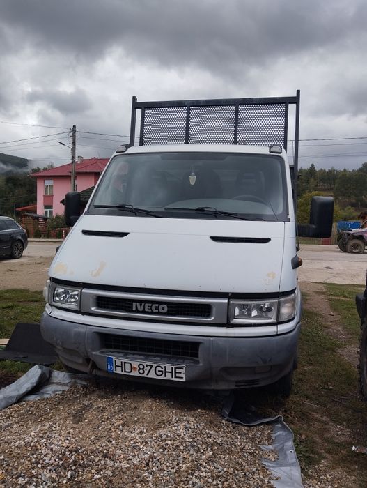 Vând Iveco daily 2,8 , 150 cp basculabil pe cutie