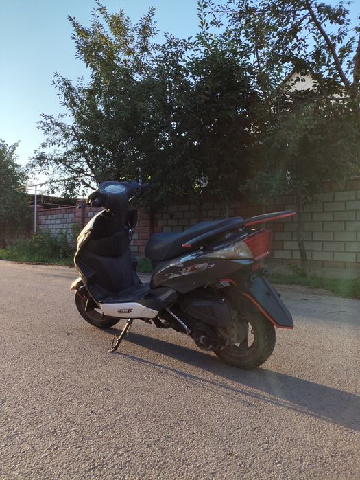 Продам мопед М8!