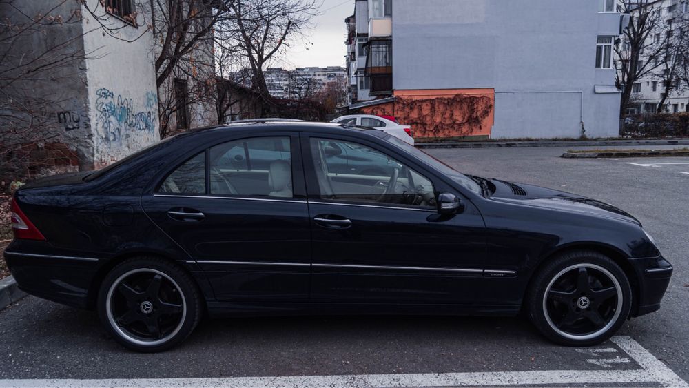 MERCEDES-BENZ C-Class 2006 — imagine 4