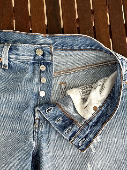 Дамски къси панталони LEVI'S (Premium 501) - размер 28, Отлично състояние
