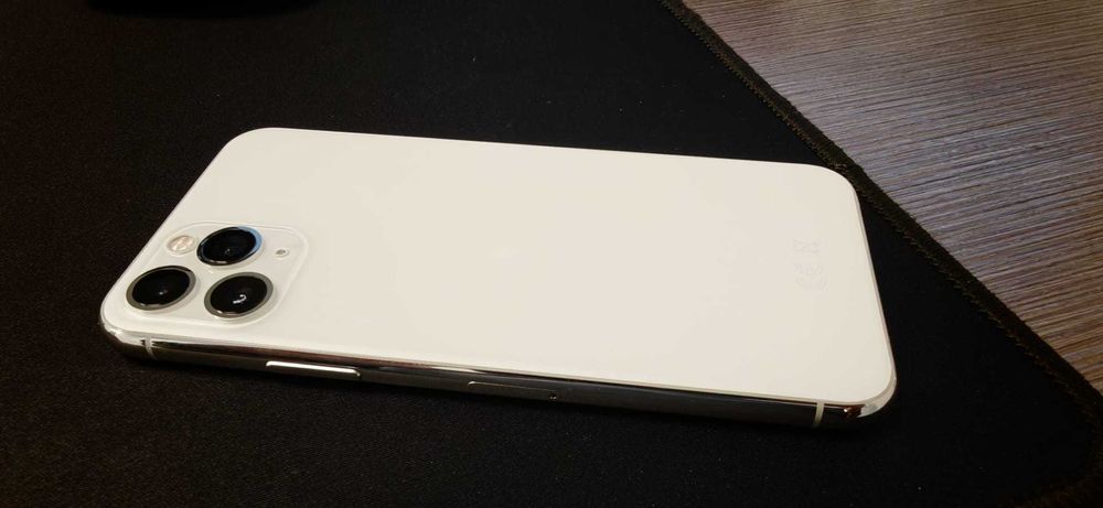 iPhone 11 Pro 64GB Silver – impecabil, 100% funcțional
