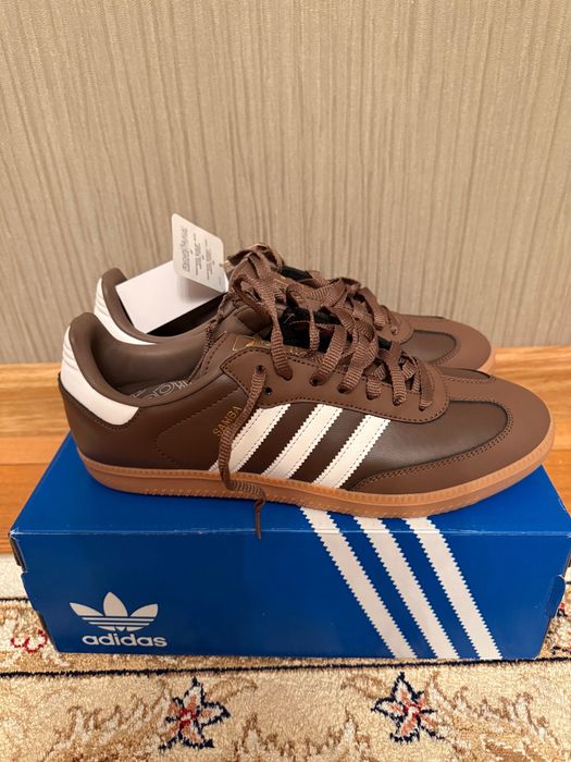 Кроссовки adidas Samba коричневые