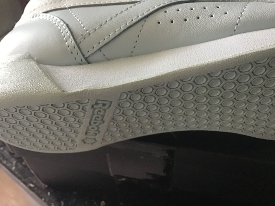 Женские кожанные кросовки Reebok