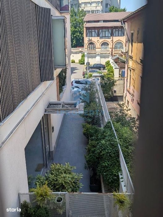 Victoriei 3 camere bloc nou cu 2 terase si loc de parcare