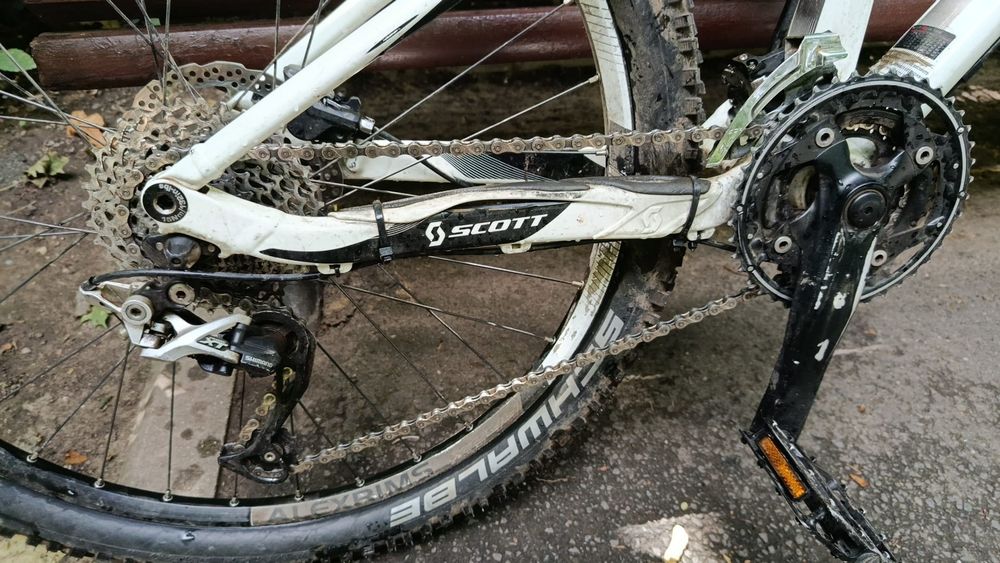 Bicicleta full suspension Scott Spark 50