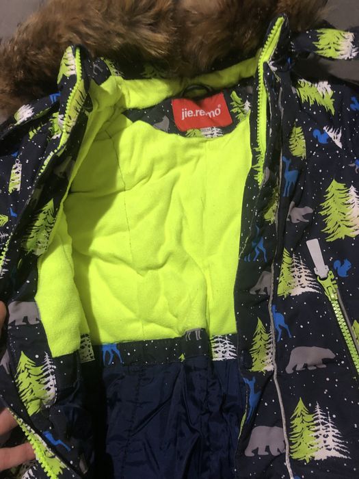 Продам зимний комбинезон на мальчика