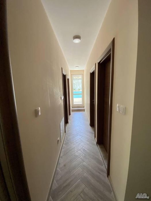 Дава се под наем Тристаен апартамент в Варна, ВИНС - 95 кв.м за 700 € - Снимка #8