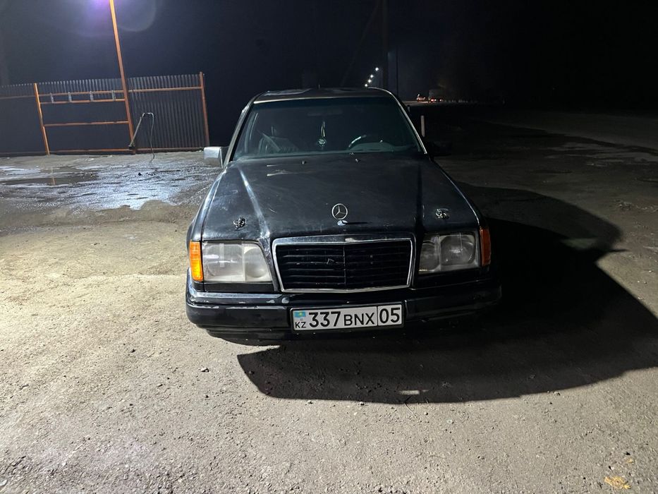 Продам 124 мерседес