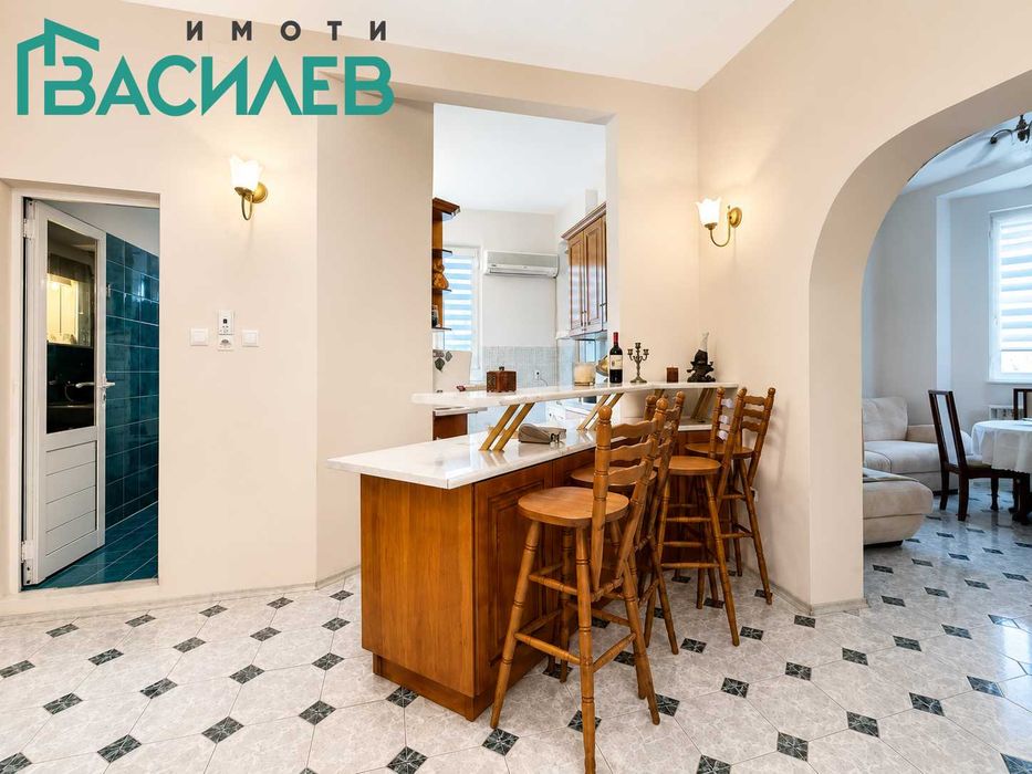 Продава 3-СТАЕН град София, Център