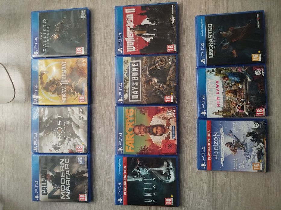 Playstation 4 Slim  1 Т отлично състояние