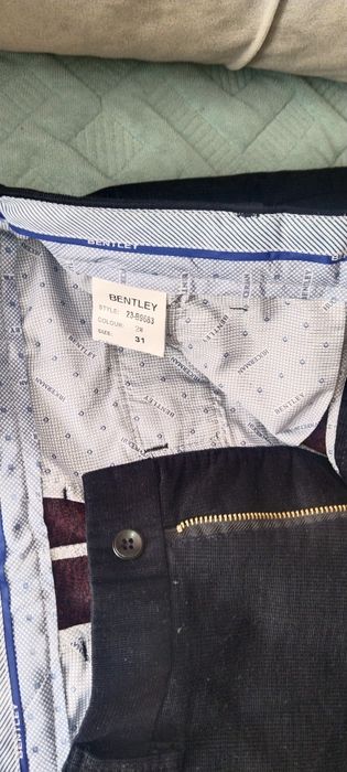 Продам брюки на мальчика подростка