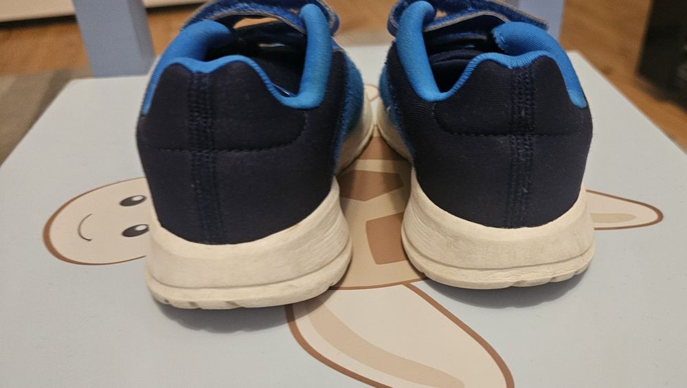 Маратонки Adidas