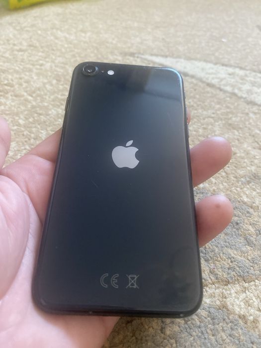 Iphone se продам