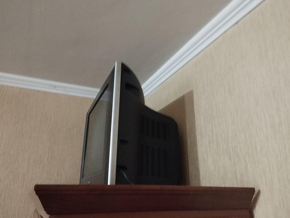 Продам телевизор Самсунг