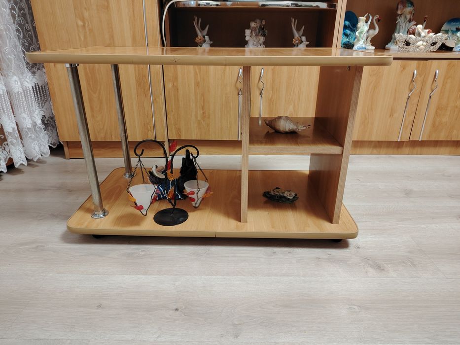 Măsuță in stare buna