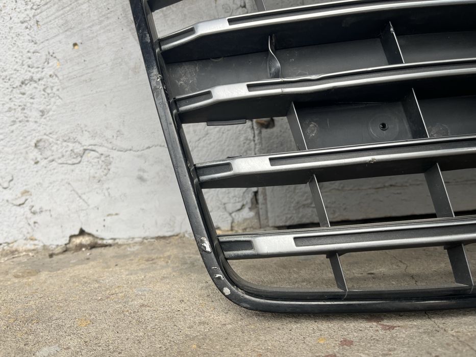 Решетка за Audi A8 S8 D4 Matrix Facelift