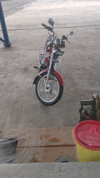 Vând motoreta forat biche