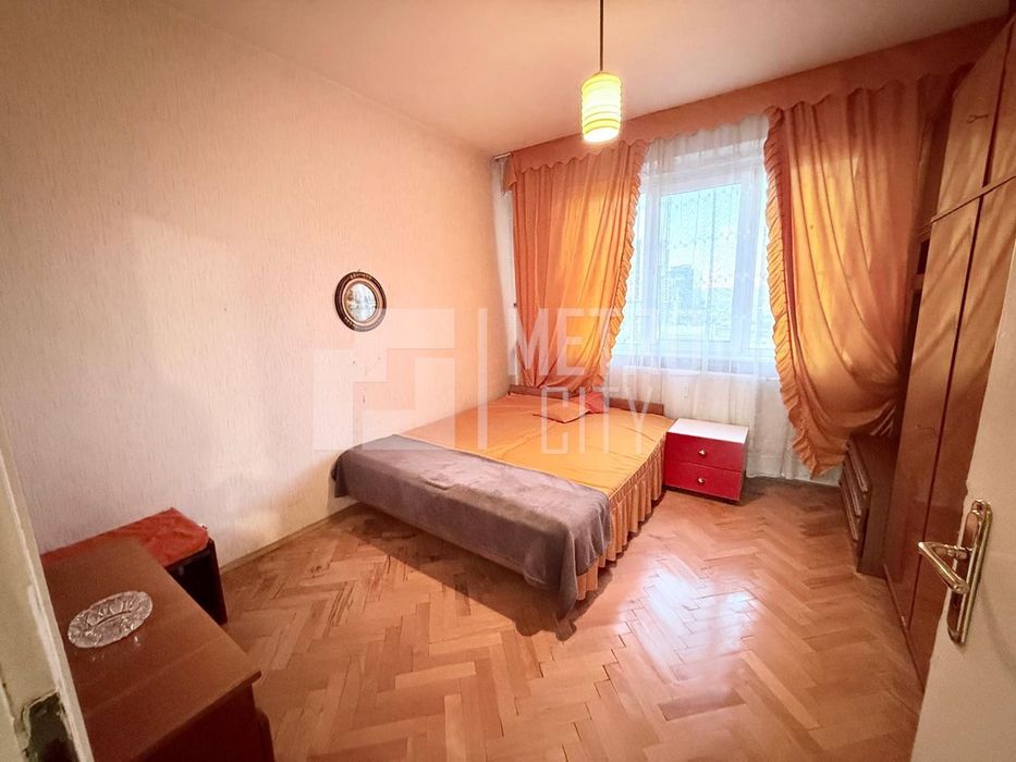 Продава се Тристаен апартамент в София, Младост 1 - 84 кв.м за 2798 €/кв.м - Снимка #8