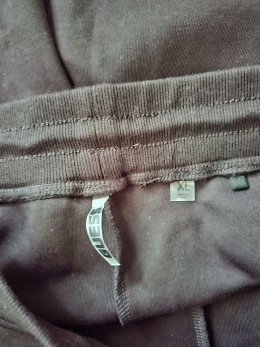 Guess мъжки къси панталонки XL размер.
