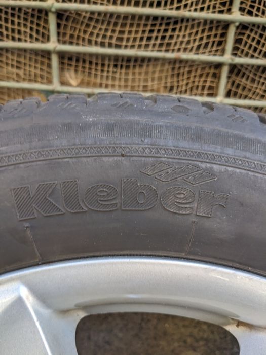 Джанти с гуми Киа 5х114.3 Kia