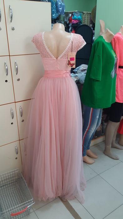 Продам нарядное платье