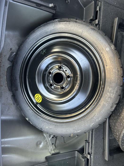 Тойота авенсис 2,2 д-кат 177кс на части/Toyota avensis 2,2 d-cat 177ks