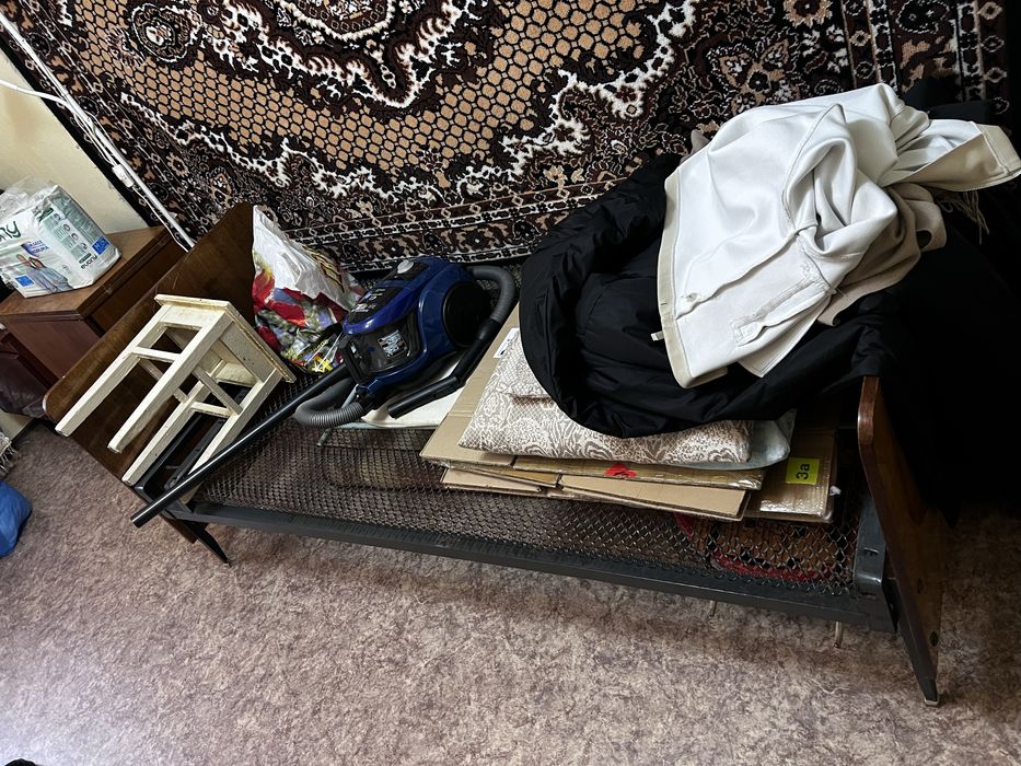 Мебель отдам даром