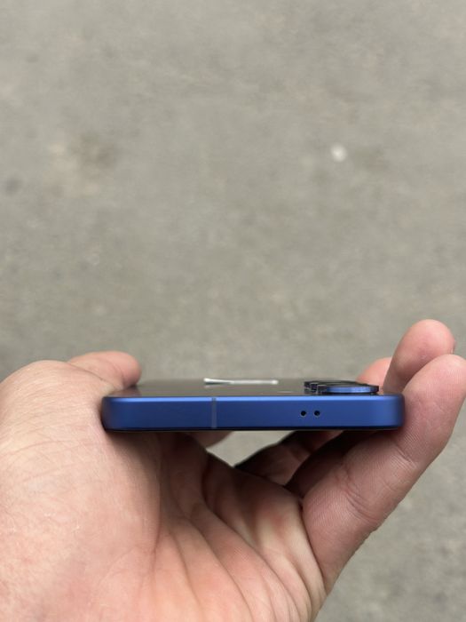 Продам Samsung Galaxy S25