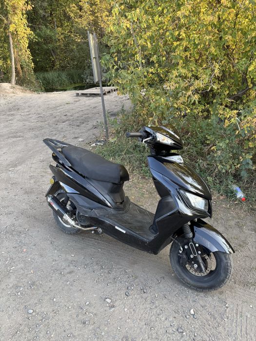 Продам мопед м8